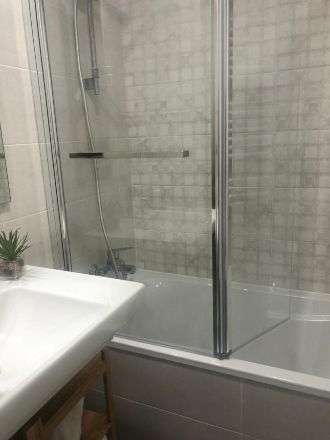 Habitacion Con Bano Privado บิลเบา ภายนอก รูปภาพ